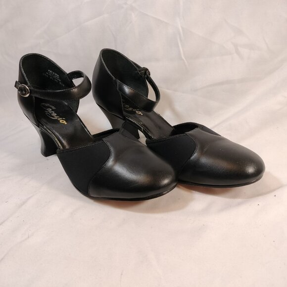 Capezio Flexible Character Shoe -- Black - Picture 4 of 8